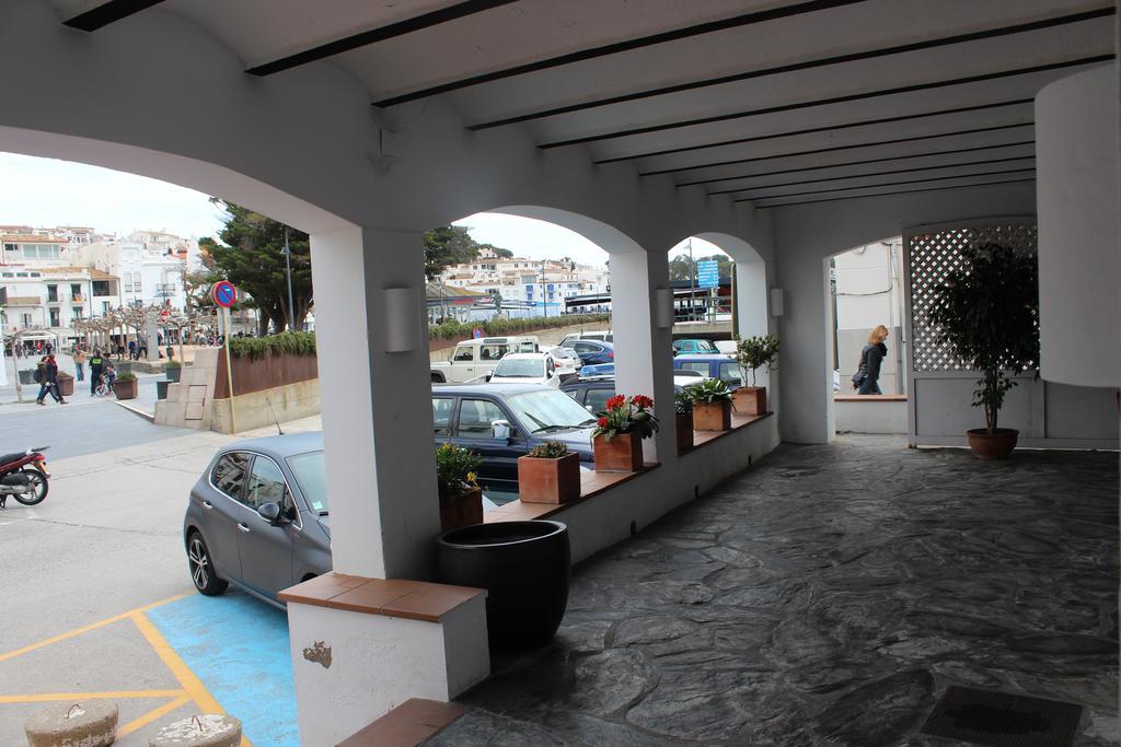 Hostal Cristina Cadaqués Exterior foto
